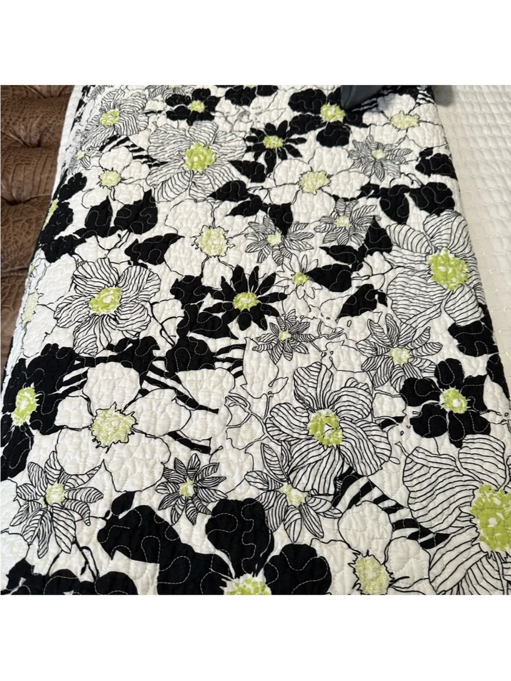 Twin Bedspread with Black and Lime Floral Accents